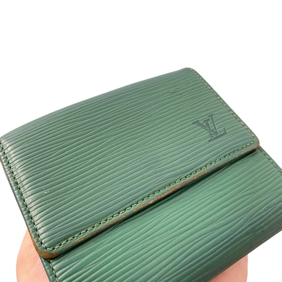Louis Vuitton Green Epi Leather Wallet - Picture 4 of 12